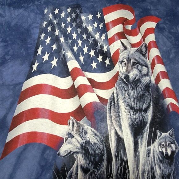 The Mountain Graphic T-Shirt Adult Medium Wolves American Flag Blue Tie Dye - Picture 6 of 9